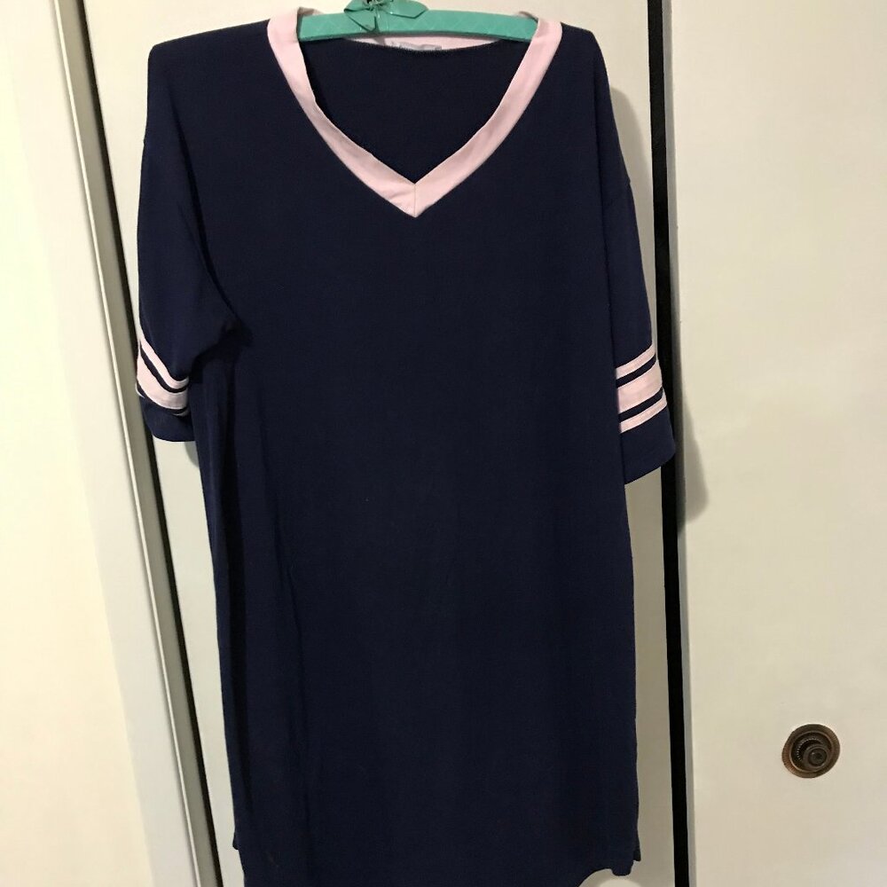 Ekouaer Ladies Dark Blue Night Shirt Size Large